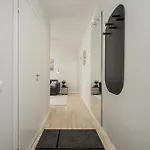 Newly Renovated 1-bedroom In The Heart Of