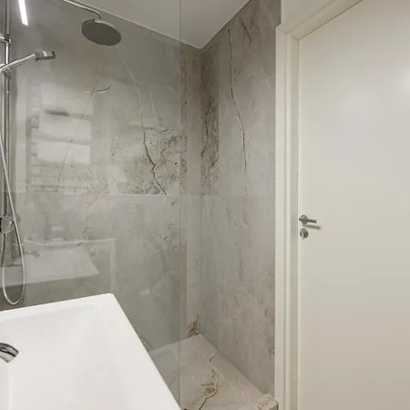 Apartamento Stylish Renovated In Centre Tallin